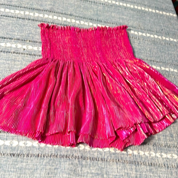 QUEEN OF SPARKLES Pants - Queen of Sparkles Pink Metallic Smocked Skort | Size Small